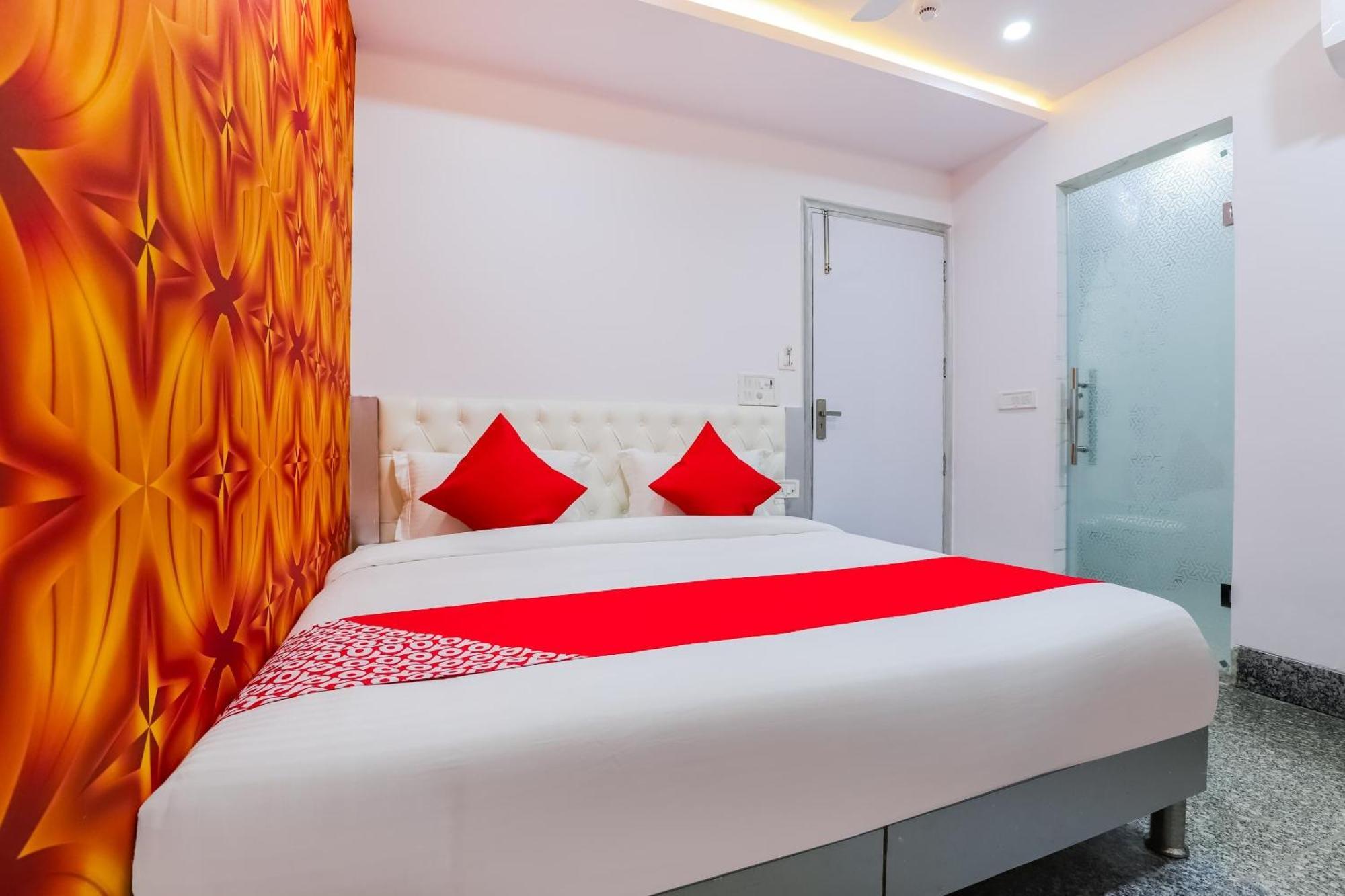 Hotel O New Tech India Delhi  Exterior photo